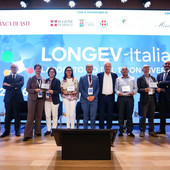 La consegna del Premio LONGEV-Italia nell’Auditorium di Banca di Asti. La consegna del Premio LONGEV-Italia nell’Auditorium di Banca di Asti.