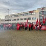 Una manifestazione dei lavoratori della Mata System di Mornago