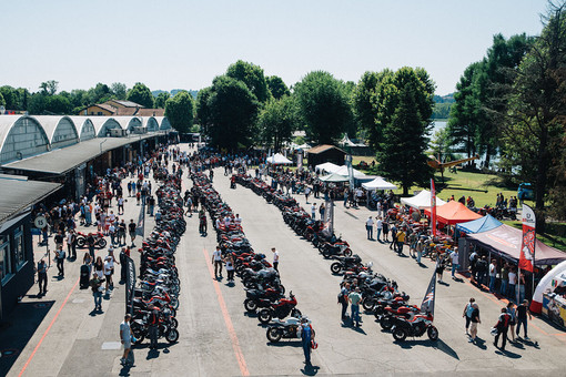 Mv Agusta apre le sue porte al mondo per l'80esimo anniversario: 5mila partecipanti alla Schiranna