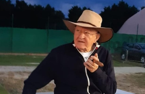 Paura per Massimo Boldi: l'attore luinese cade a Forte dei Marmi e finisce in ospedale Paura per Massimo Boldi: l'attore luinese cade a Forte dei Marmi e finisce in ospedale