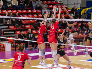 12 muri di squadra per Busto (credit Futura Volley/Andrea Mondini)