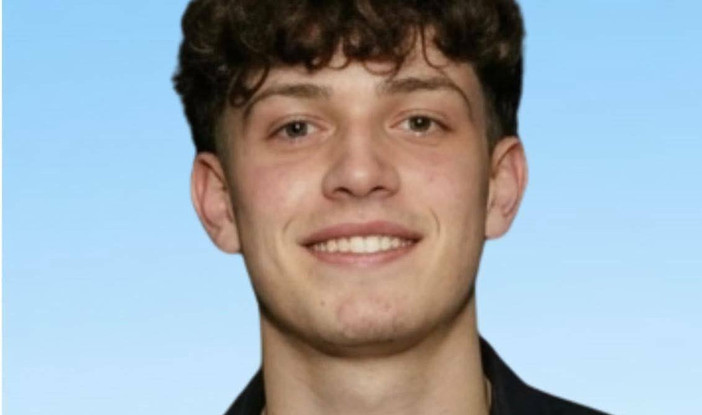 Matteo è stato ricordato con questa foto dai suoi parenti