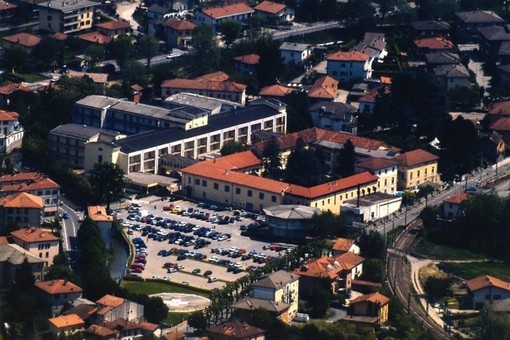 Ospedale di Cittiglio, 200mila euro per l’elisuperficie: «Consentirà l’atterraggio notturno degli elicotteri» Ospedale di Cittiglio, 200mila euro per l’elisuperficie: «Consentirà l’atterraggio notturno degli elicotteri»