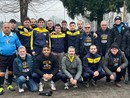 Una foto dei ragazzi dell'Oggiona con l'arbitro Bernardo del Csi Varese