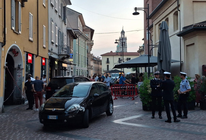 DELITTO DI VIA MILANO. Emanuele Mirti per ora non parla, domani sarà davanti al Gip