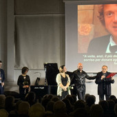 VIDEO. La Ponchielli apre la stagione tra musica e poesia: emozioni e applausi per la “Vittorio Tosto” VIDEO. La Ponchielli apre la stagione tra musica e poesia: emozioni e applausi per la “Vittorio Tosto”