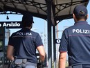 VIDEO. Rapinarono e accoltellarono un turista americano su un treno a San Giuliano Milanese: presi a Busto due tunisini VIDEO. Rapinarono e accoltellarono un turista americano su un treno a San Giuliano Milanese: presi a Busto due tunisini