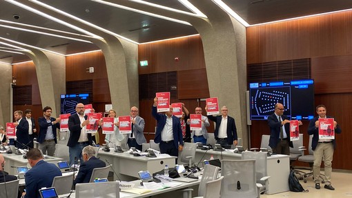 La protesta del Gruppo consiliare del Partito Democratico in Consiglio regionale