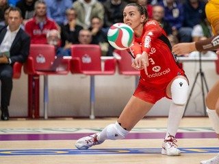 Uyba da spettacolo contro Conegliano (foto Galbiati)