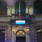 Ladro preso dalla polizia: è sospettato di una raffica di furti. Per lui divieto di dimora nelle province di Varese e Milano