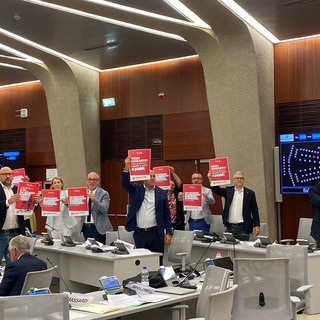 La protesta del Gruppo consiliare del Partito Democratico in Consiglio regionale