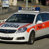 Incendio in un centro commerciale del Canton Ticino: duecento persone evacuate