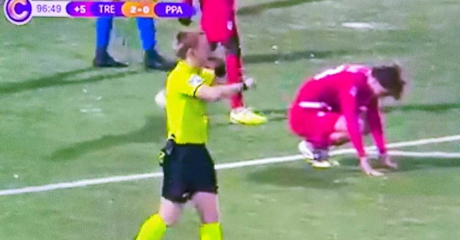 Triplice fischio di Bozzetto, Pro Patria al tappeto a Trento