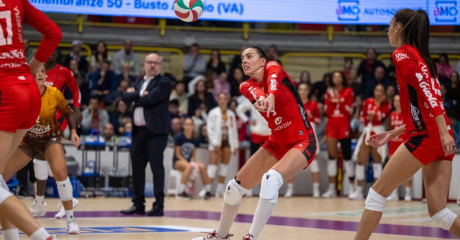 VIDEO E FOTO. Gennari accende la rimonta: Uyba brillante e sesto posto blindato