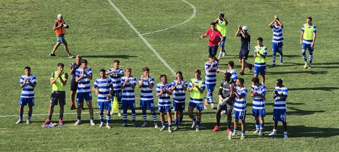 I Tigrotti esultano dopo la vittoria con l'Oltrepò