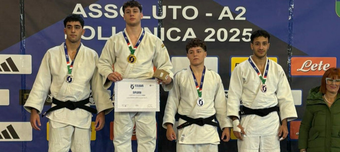 (Antonio Polmo il primo a destra nella foto)