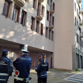 Condominio di via Torino 8, a Gallarate: trovati due abusivi, irregolari in Italia