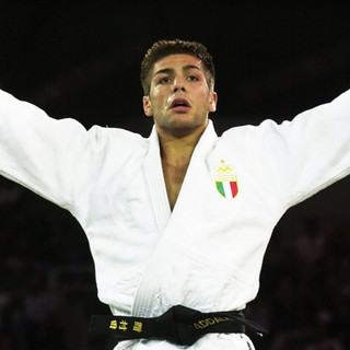 La forza che cambia le vite: Pino Maddaloni porta a Solbiate il judo della legalità