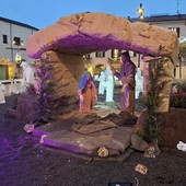Gesù bambino rapito dal presepe di piazza Santa Maria: il furto, le beffe, l’appello