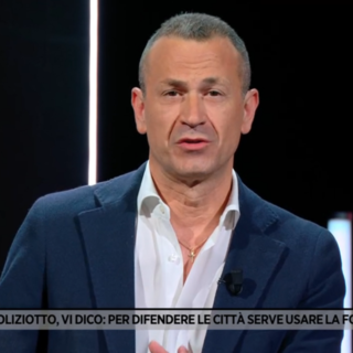 Paolo Macchi ieri sera "Fuori dal Coro" (immagine Rete4)