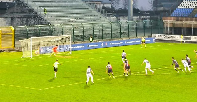 Il rigore sbagliato da Desogus al 45'