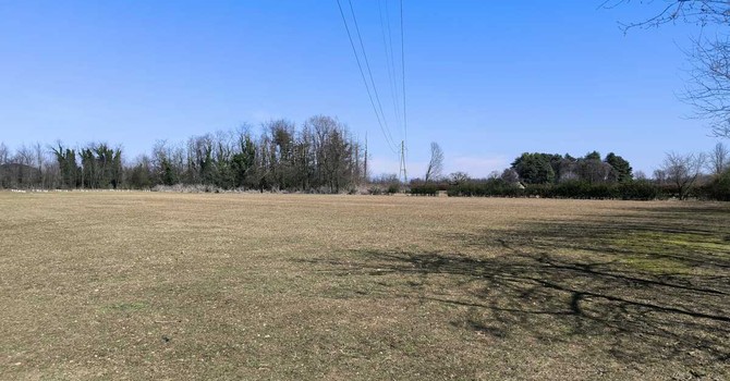 Una minorenne aggredita al Parco Alto Milanese. Castiglioni condanna ma rassicura: «Il Pam è un posto ben frequentato» Una minorenne aggredita al Parco Alto Milanese. Castiglioni condanna ma rassicura: «Il Pam è un posto ben frequentato»