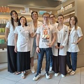 Tra medaglie e lavoro, Riccardo Maino, reduce dai mondiali di Sofia, nella farmacia Bossi Tra medaglie e lavoro, Riccardo Maino, reduce dai mondiali di Sofia, nella farmacia Bossi