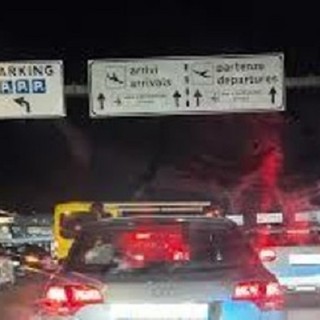 Giro di vite contro la sosta selvaggia intorno a Malpensa