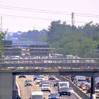 La coda dopo l'incidente vista dalla webcam di Autostrade per l'Italia La coda dopo l'incidente vista dalla webcam di Autostrade per l'Italia