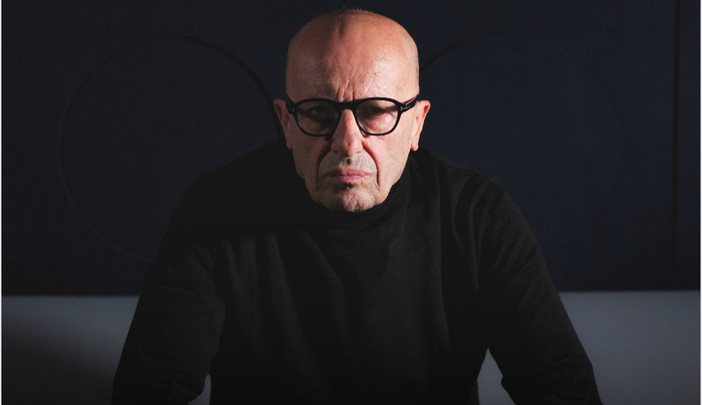 La prima volta di Alessandro Sallusti in teatro: «Sul palco parlo di libertà e di un imbroglio»