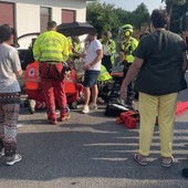 I soccorsi in azione dopo l'incidente (foto dal gruppo Facebook Daveri"