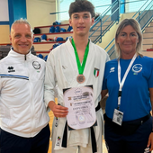 Leonardo Simonato bronzo nel kumite ai Campionati ETKF Leonardo Simonato bronzo nel kumite ai Campionati ETKF