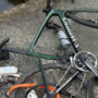 Lanzo Torinese, ciclisti investiti da un automobilista dopo una lite: un ferito è grave