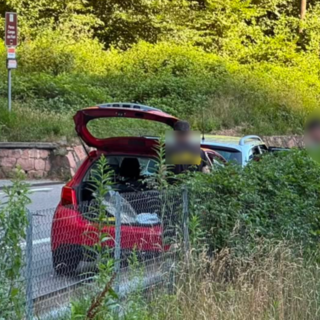 L'impatto nei pressi del laghetto Fonteviva nel primo tratto di viale Valganna