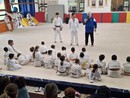 Fabrizio Sottile, al centro, con bambini e famiglie della Pro Patria Judo