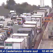 Le immagini della coda vista dalla webcam di Autostrade per l'Italia