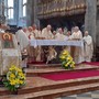 Una precedente messa della patronale: la parrocchia ha diffuso un'omelia passata di monsignor Claudio Livetti, un gesto affettuoso e prezioso per la comunità Una precedente messa della patronale: la parrocchia ha diffuso un'omelia passata di monsignor Claudio Livetti, un gesto affettuoso e prezioso per la comunità