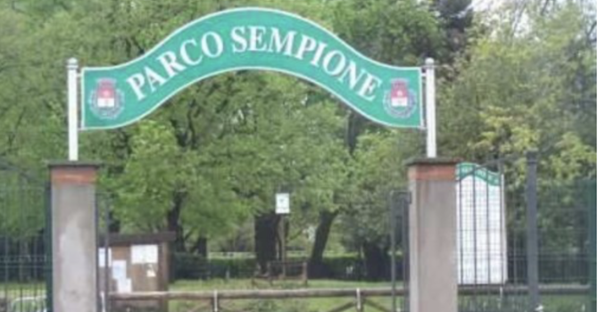 A PIEDI NUDI NEL PARCO. Busto, Parco Sempione: un’oasi di sport e relax dove l’unica vera criticità sono i cani lasciati liberi