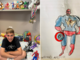 Samuele Labanca con i suoi giochi e il suo disegno di Capitan America