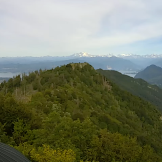 Il cielo sopra Varese questa mattina visto dal Campo dei Fiori