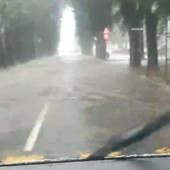 Via Biffi allagata a Saronno (foto da IlSaronno.it)