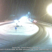 La situazione sulla statale a Ganna (foto webcam Centro Geofisico Prealpino) La situazione sulla statale a Ganna (foto webcam Centro Geofisico Prealpino)