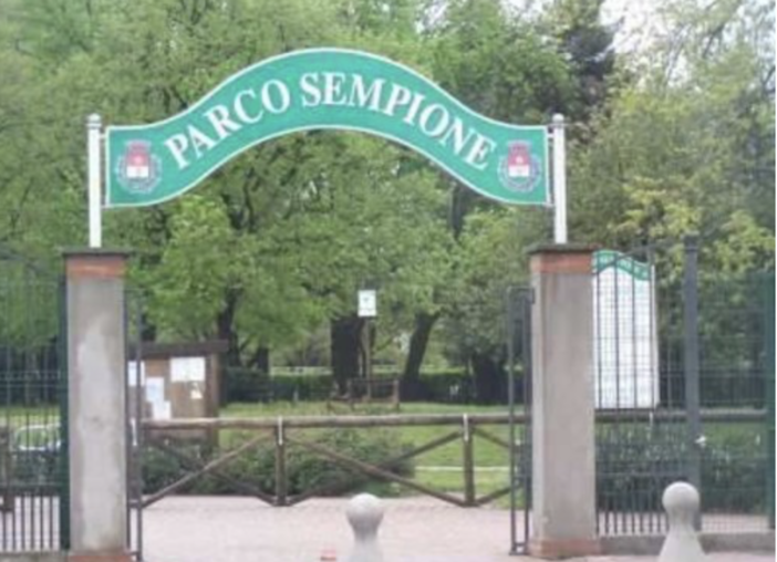 A PIEDI NUDI NEL PARCO. Busto, Parco Sempione: un’oasi di sport e relax dove l’unica vera criticità sono i cani lasciati liberi A PIEDI NUDI NEL PARCO. Busto, Parco Sempione: un’oasi di sport e relax dove l’unica vera criticità sono i cani lasciati liberi