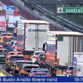 Le code e i mezzi dei vigili del fuoco visti dalle webcam di Autostrade per l'Italia