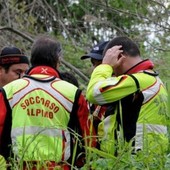 Chiamata d’emergenza dalla Val Grande: una coppia tedesca impaurita dall’orso, soccorso alpino in allerta