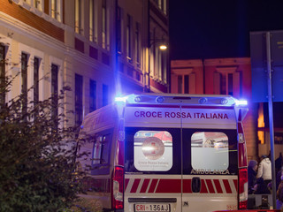 La Cri di Busto alla partenza di “BA è Natale” (foto Luca Micheli)