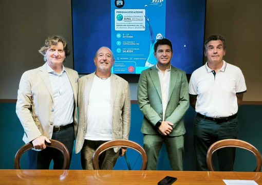 Dal Memorial Bianca Ballabio al Foro Italico. «Siamo nell’età dell’oro del tennis italiano e Busto deve essere al passo coi tempi» Dal Memorial Bianca Ballabio al Foro Italico. «Siamo nell’età dell’oro del tennis italiano e Busto deve essere al passo coi tempi»