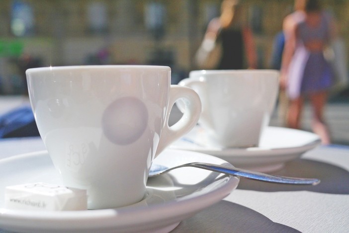Il caro caffè non tocca la provincia di Varese: prezzo medio inferiore a 1,20 euro a tazzina