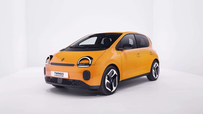 Svelata nuova Renault Twingo E-Tech Electric, rivoluzione per la mobilità urbana