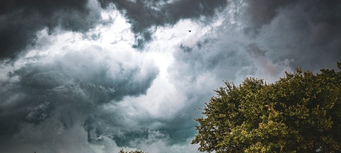METEO. Domani torna la pioggia, ma attenzione ai temporali: «Potranno essere intensi e con grandine» METEO. Domani torna la pioggia, ma attenzione ai temporali: «Potranno essere intensi e con grandine»